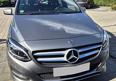 Mercedes-Benz B 180 BlueEFFICIENCY Edition Edition