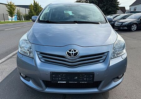 Toyota Verso Executive