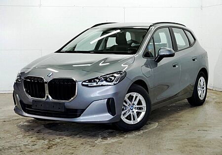 BMW 2er 225 Active Tourer e xDrive HeadUp360°Kam Driving