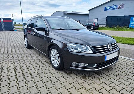 VW Passat Variant Volkswagen Passat B7 Variant 2.0 TDI DSG AHK Xenon