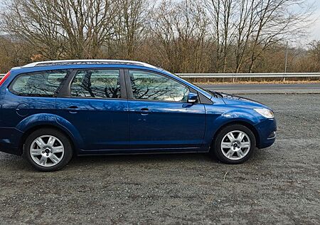 Ford Focus 1,6 Sport Turnier Sport