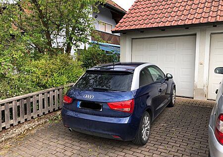 Audi A1 gebraucht kaufen Audi A1 1.6 TDI 66kW Ambition Ambition