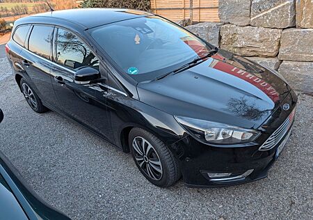 Ford Focus 2,0 TDCi - 2. Jahre TÜV Automatik Top