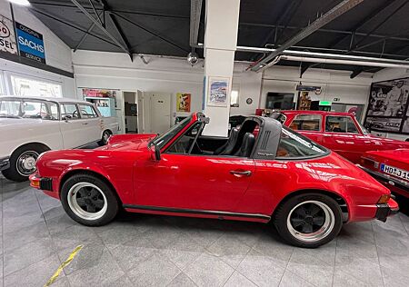 Porsche 911 Urmodell 911 Targa 3.0SC