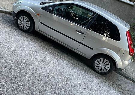 Ford Fiesta 1.4 16V Trend Trend
