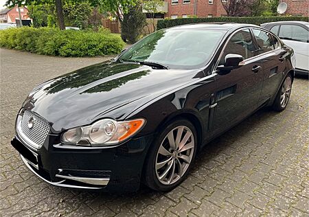 Jaguar XF 2.7 L V6 Diesel Premium Luxury