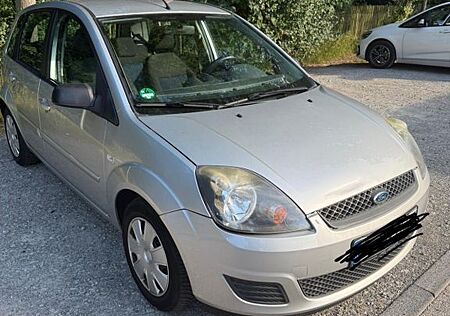 Ford Fiesta 1,4 16V Connection Connection