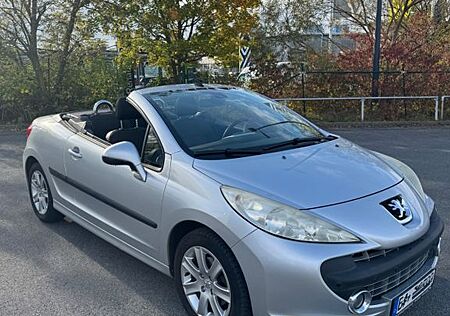 Peugeot 207 CC Platinum 120 Platinium