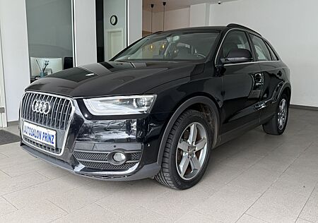 Audi Q3 2.0 TDI AUTOM KLIMAAUT NAVI TEILLDR PANO PDC