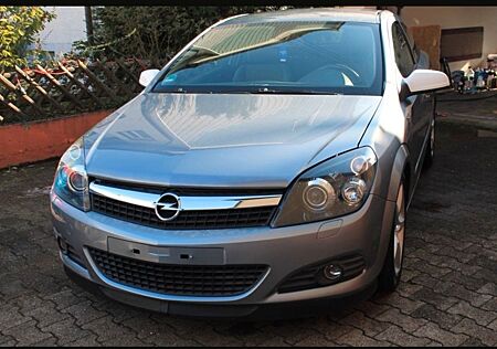 Opel Astra GTC 1.8 ECOTEC Sport Sport