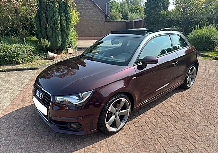Audi A1 1.4 TFSI S tronic S line Pano Navi Xenon