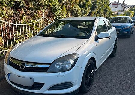 Opel Astra GTC 1.4