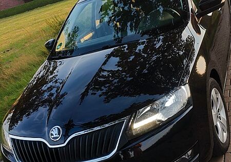 Skoda Rapid 1.0 TSI Ambition Spaceback Ambition
