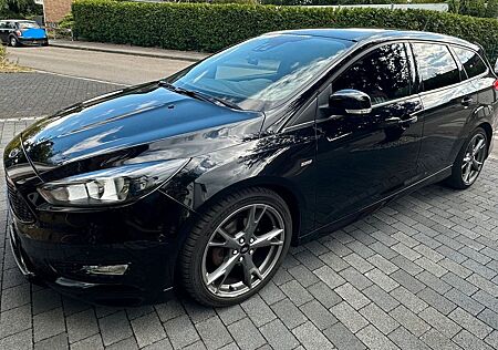 Ford Focus 1,0 EcoBoost 103kW ST-Line Turnier ST-Line