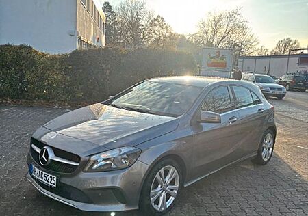 Mercedes-Benz A 220