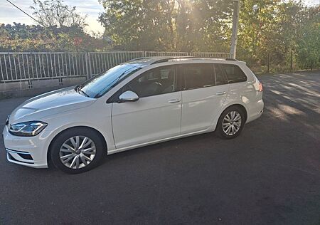 VW Golf Volkswagen 1.5 TSI ACT DSG Comfortline Variant Com...