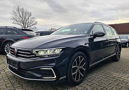 VW Passat Variant Volkswagen Passat Var GTE AHK Kamera DAB+TravelAssist VZE