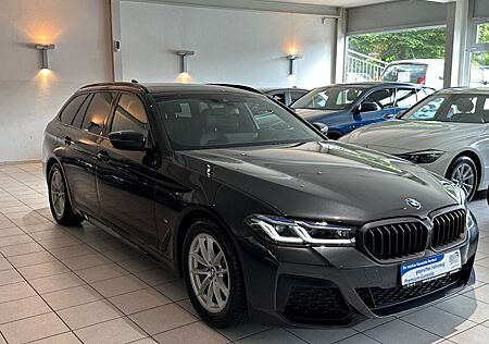 BMW 520 d Touring x Drive M Sport*Navi*Las*Hud*Ahk*
