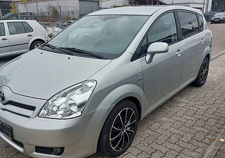Toyota Corolla Verso 2.2 D-CAT Sol