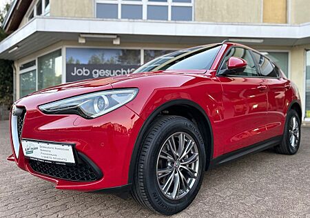 Alfa Romeo Stelvio Super Q4 Aut Navi Leder Bi-Xenon Kamera