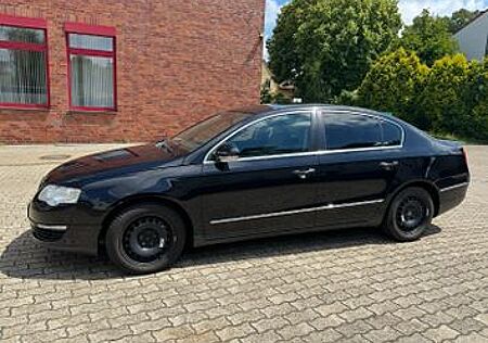VW Passat Volkswagen 1.9 TDI Limo. VB €