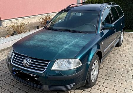 VW Passat Variant Volkswagen 2.0 Basis Variant Basis