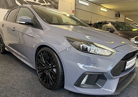 Ford Focus 2.3 RS 4WD/349PS/Xenon/Kamera/Navi/Alus 19