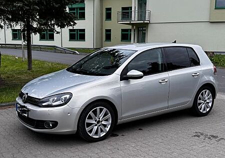 VW Golf Volkswagen 1.4 TSI 90 kW Highline Highline