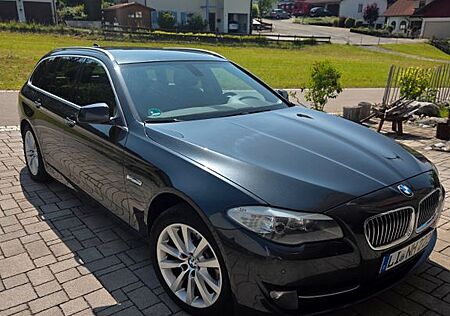 BMW 520d F11 Touring - AHK, SR, WR, Navi Prof