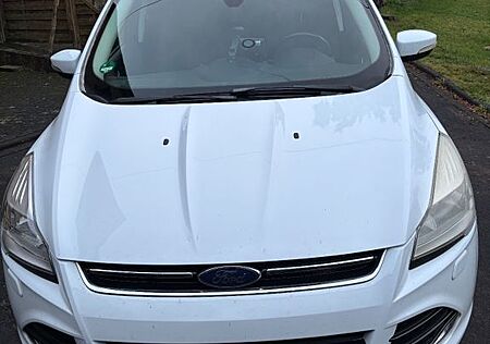 Ford Kuga 2,0 TDCi 4x4 120kW Titanium PowerShift ...