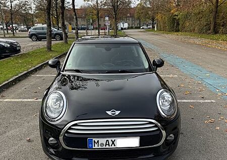 Mini Cooper /Panoramadach/Navi