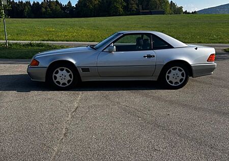 Mercedes-Benz SL 300