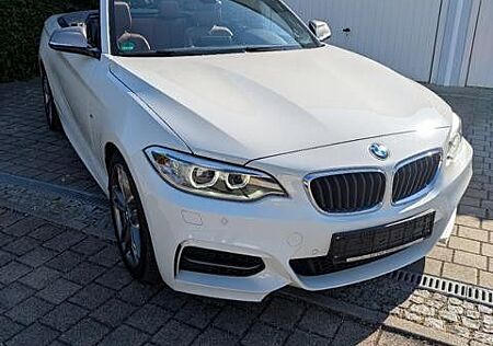 BMW M235i Cab, Leder, Navi, HK, Xenon