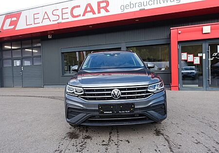 VW Tiguan Allspace Volkswagen *MATRIX*PANO*AHV*NAVI*EXP.17990*