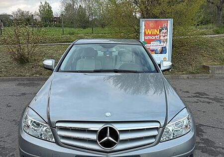 Mercedes-Benz C 180 1 tag , samstag Ende price