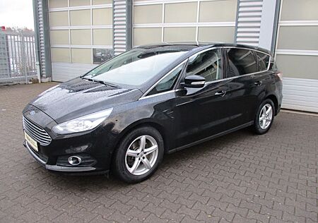Ford S-Max Titanium *Standheizung*