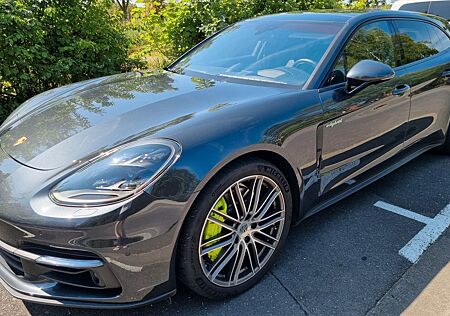 Porsche Panamera 4 E-Hybrid Sport Turismo -
