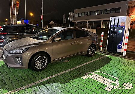 Hyundai Ioniq ELEKTRO Premium Schiebedach