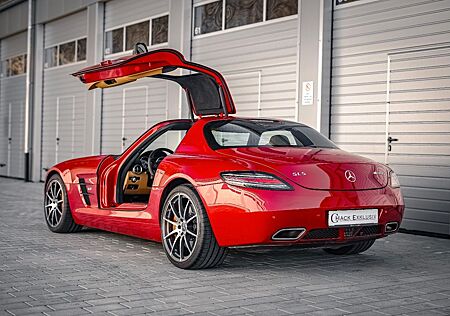 Mercedes-Benz SLS AMG Coupe