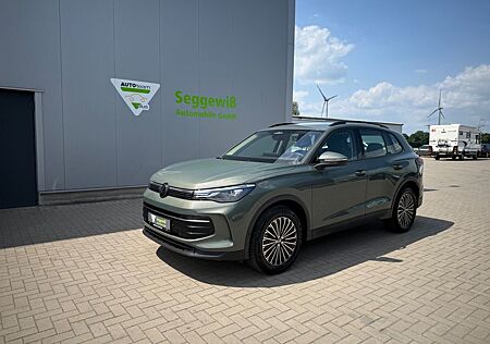 VW Tiguan Volkswagen Life 1.5 eTSI 110 kW DSG ACC AHK SHZ LED