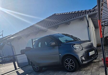 Smart ForTwo cabrio 60kW EQ edition nightsky passi...