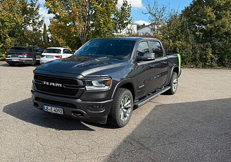 Dodge RAM 1500 Laramie | V8 HEMI | LPG
