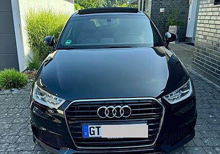 Audi A1 1.8 TFSI S tronic sport sport