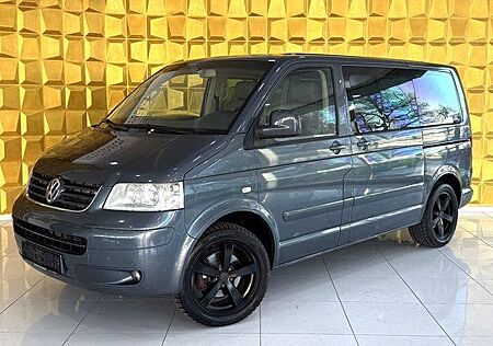 VW T5 Transporter Volkswagen Bus Multivan Highline*LEDER*SHZ*P