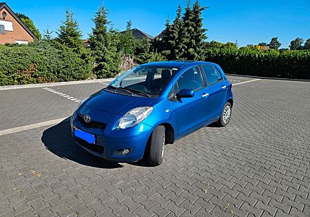 Toyota Yaris 1,0-l-Dual-VVT-i
