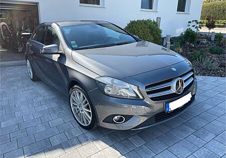 Mercedes-Benz A 200 Urban Urban
