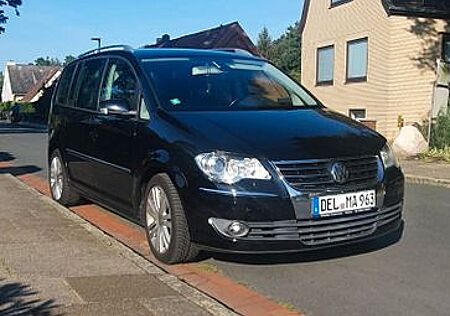 VW Touran Volkswagen 2.0 TDI DPF Highline Highline