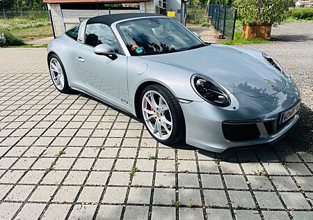 Porsche 991 Targa 4 GTS Targa GTS