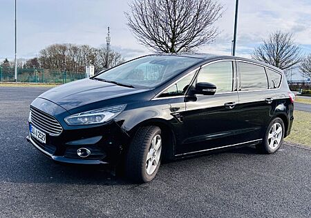 Ford S-Max 1,5 EcoBoost, 7-Sitze, AHK, 1.Hand