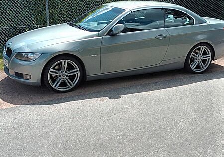BMW 320i Cabrio -